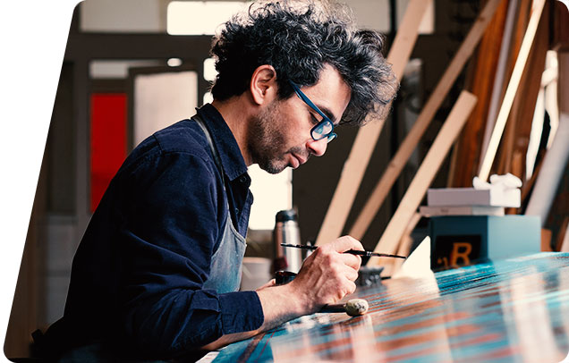 An artist at work